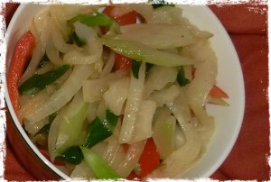 Lämmin kasvismix fisulle